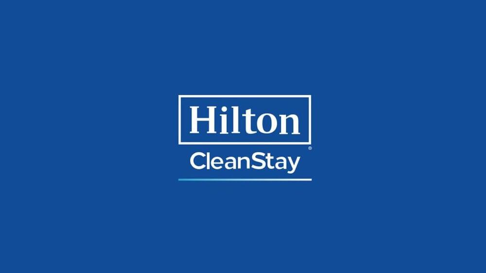 Hilton Garden Inn Chicago Downtown Riverwalk Экстерьер фото