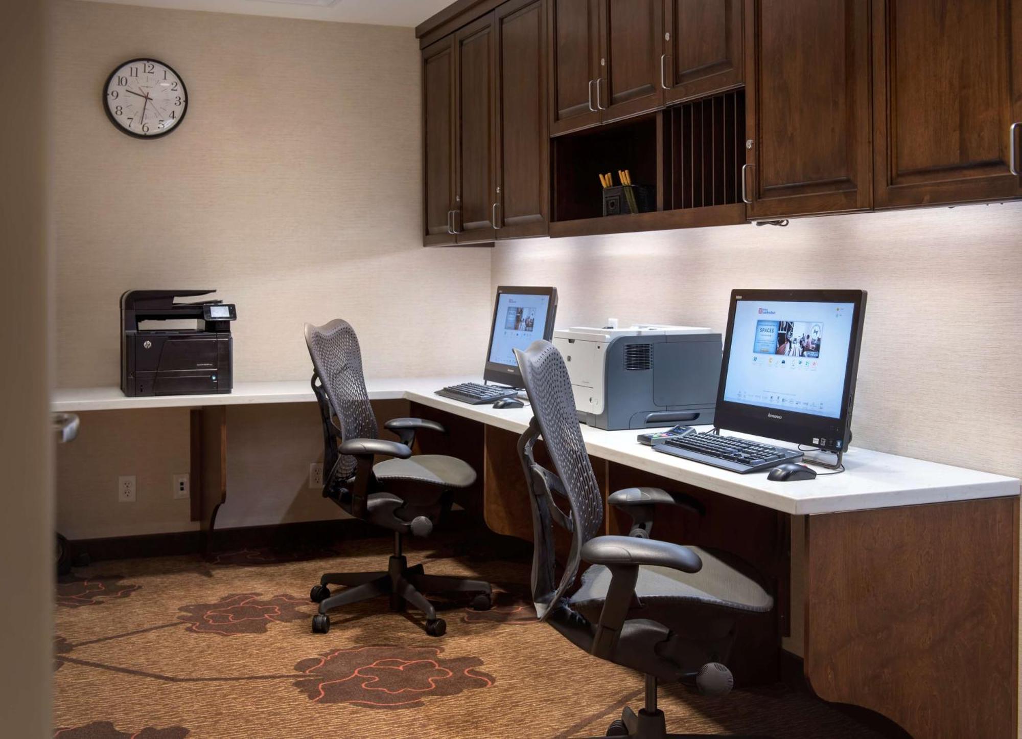 Hilton Garden Inn Chicago Downtown Riverwalk Экстерьер фото