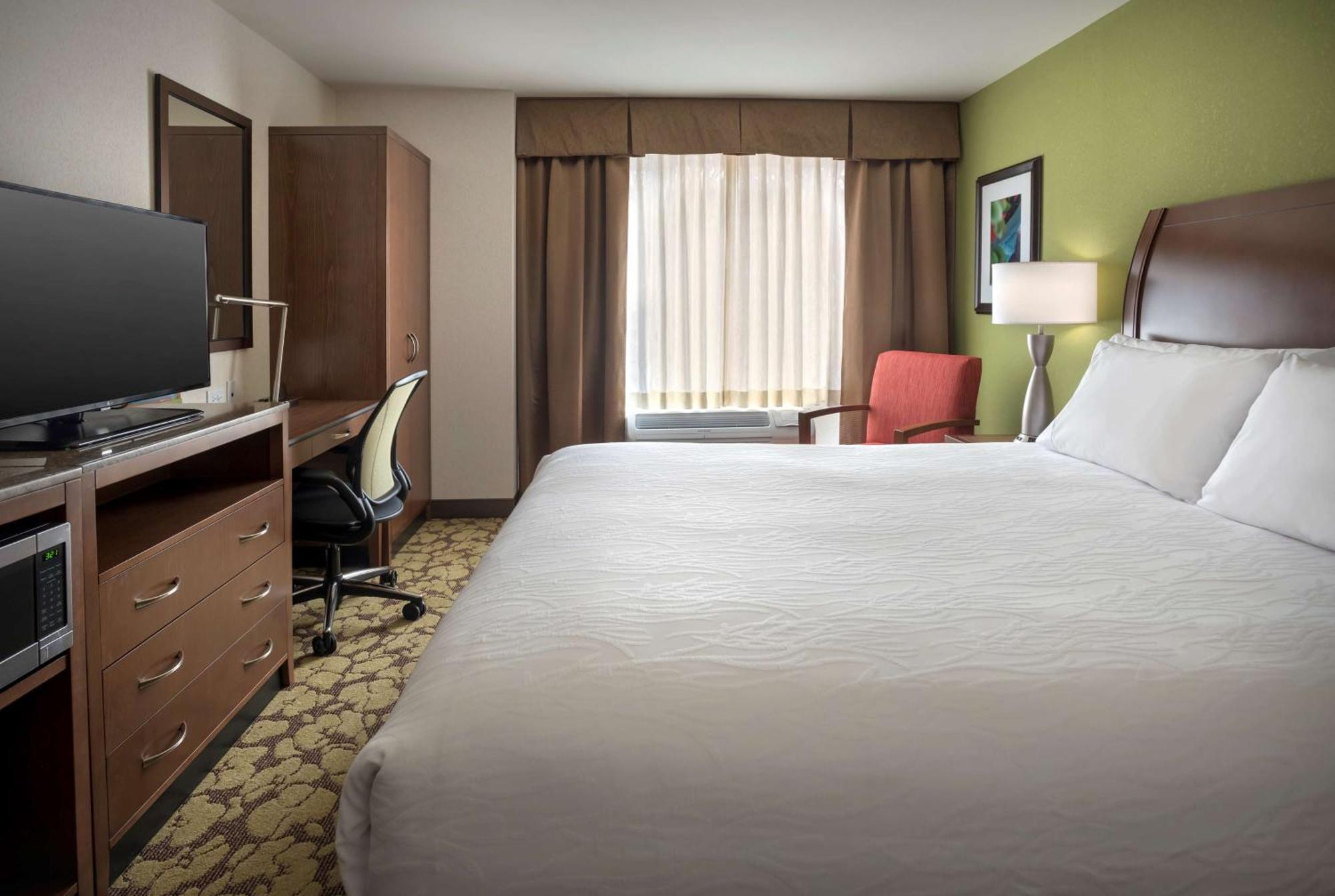 Hilton Garden Inn Chicago Downtown Riverwalk Экстерьер фото